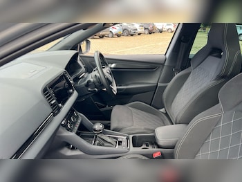Used Skoda Karoq 2022 for sale - 75702689: Photo