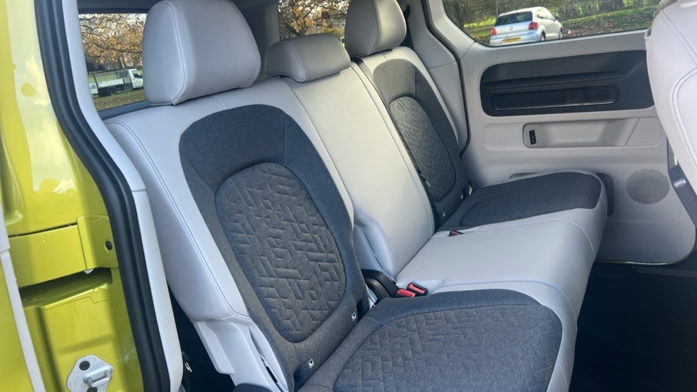 Used Volkswagen ID.Buzz 2025 for sale - 76474922: Photo 42