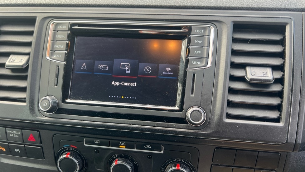 Used Volkswagen Transporter 2018 for sale - 76773250: Photo 34