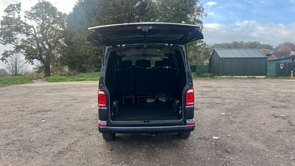 Used Volkswagen Transporter 2018 for sale - 76428055: Photo 10