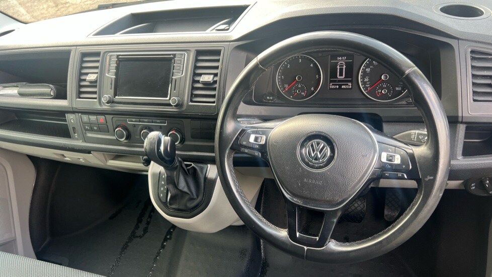 Used Volkswagen Transporter 2018 for sale - 76428055: Photo 11