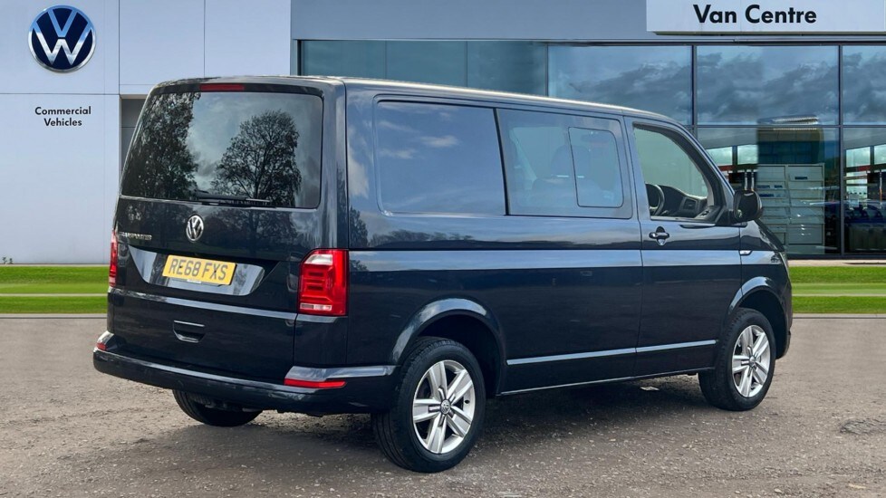 Used Volkswagen Transporter 2018 for sale - 76428055: Photo 20