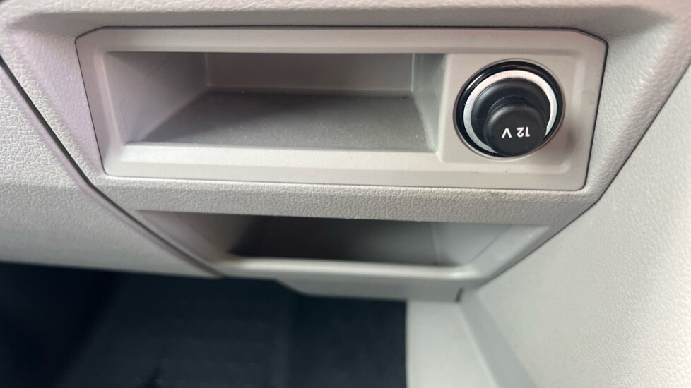 Used Volkswagen Transporter 2018 for sale - 76428055: Photo 36