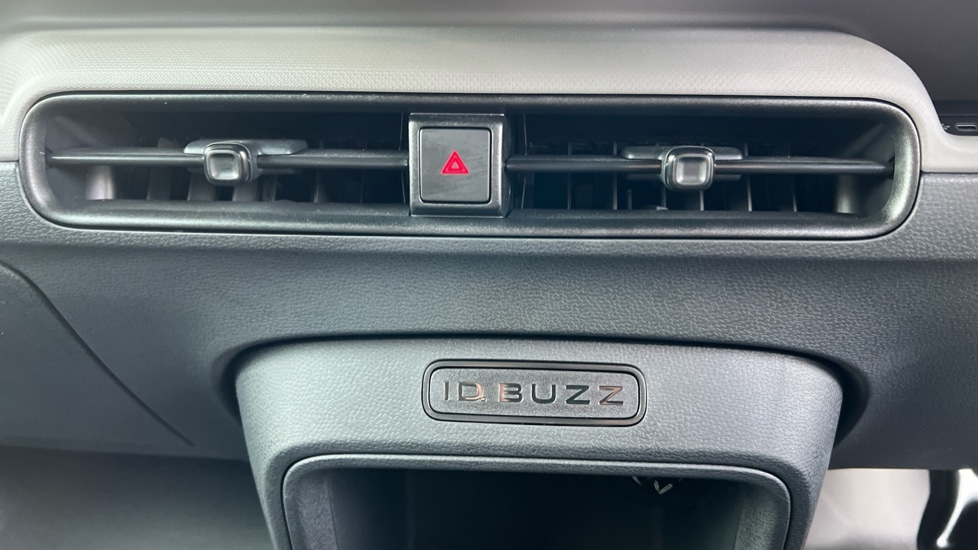 Used Volkswagen ID.Buzz 2025 for sale - 76475031: Photo 13