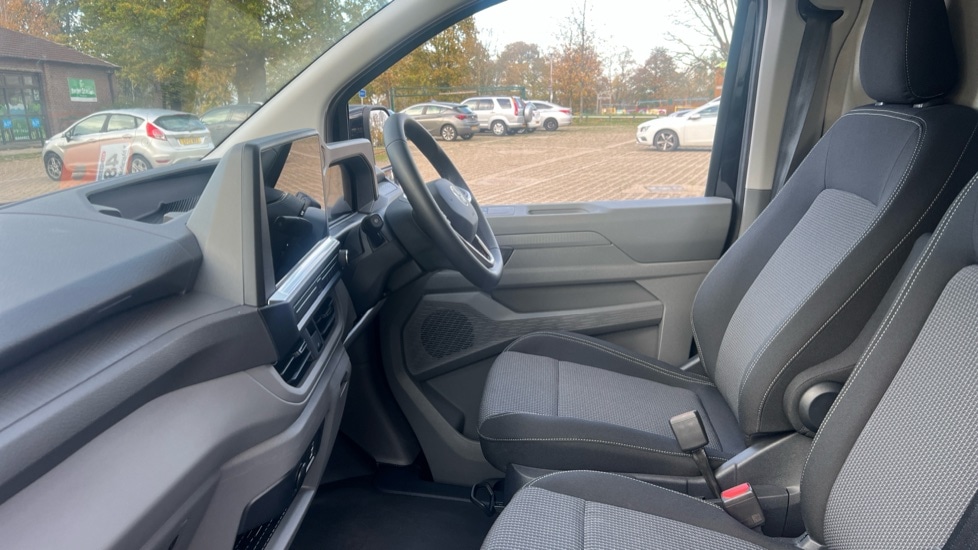 Used Volkswagen Transporter 2025 for sale - 76145973: Photo 2