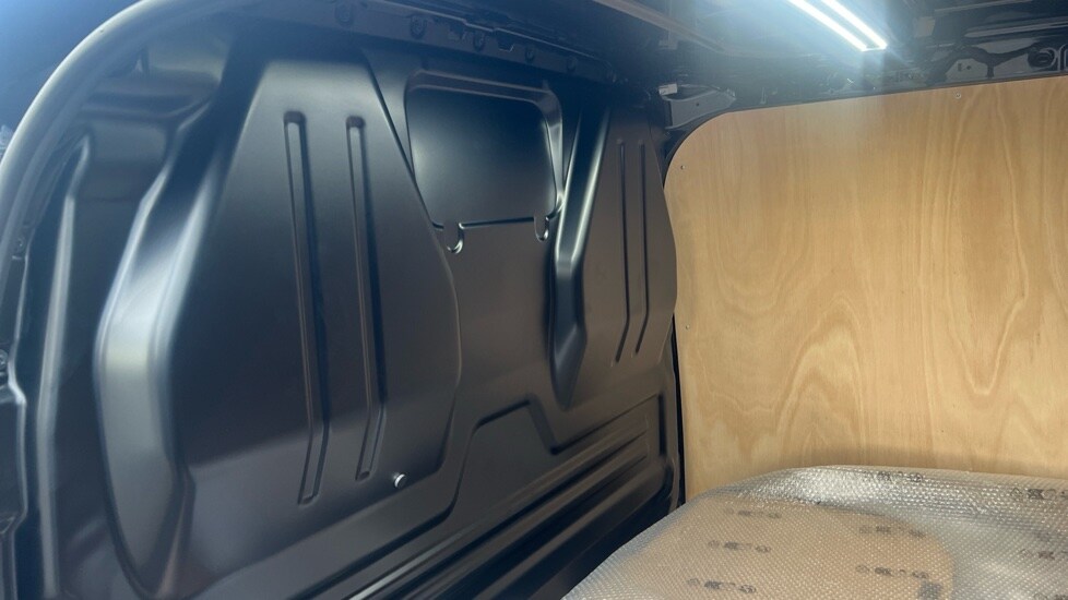 Used Volkswagen Transporter 2025 for sale - 76145973: Photo 22