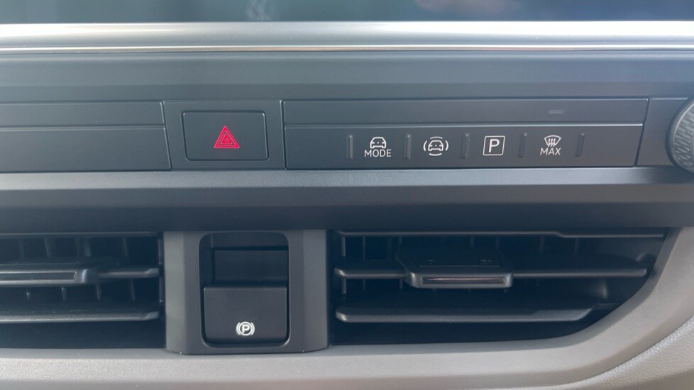 Used Volkswagen Transporter 2025 for sale - 76145973: Photo 37