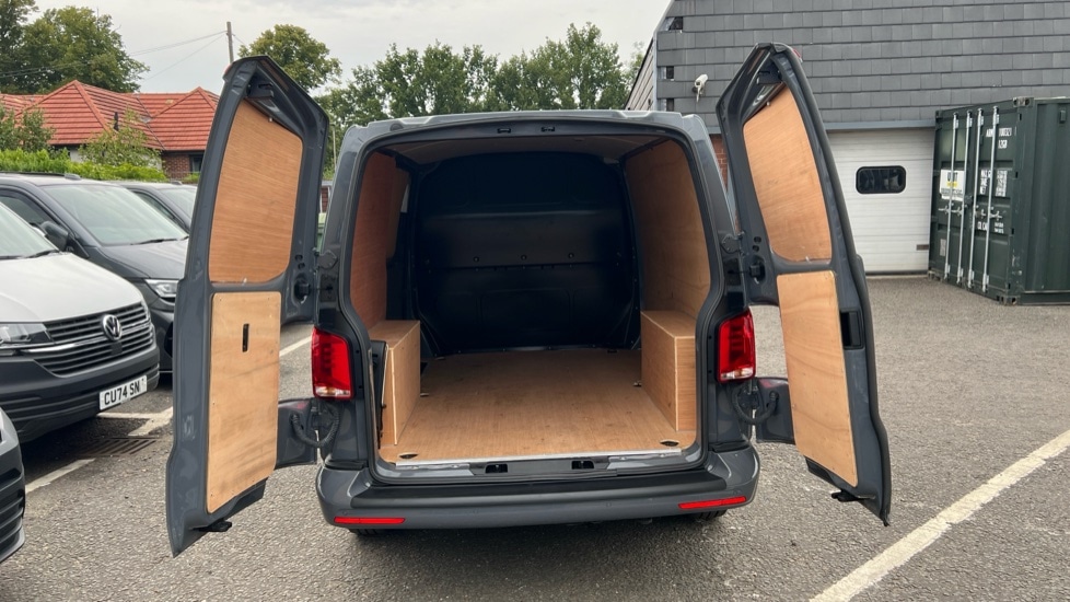 Used Volkswagen Transporter 2023 for sale - 76696496: Photo 10