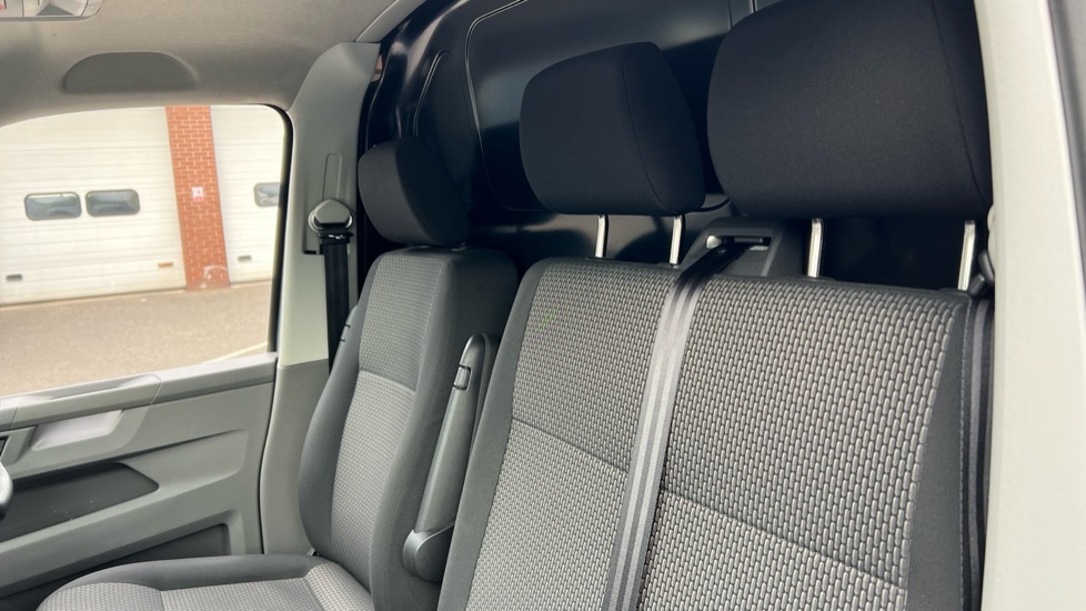 Used Volkswagen Transporter 2023 for sale - 76696496: Photo 17