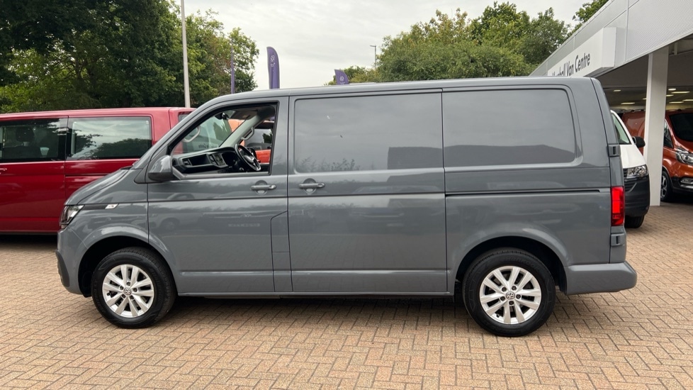 Used Volkswagen Transporter 2023 for sale - 76696496: Photo 18