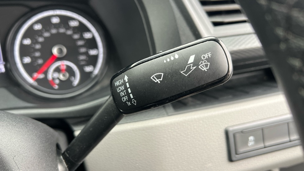 Used Volkswagen Transporter 2023 for sale - 76696496: Photo 27