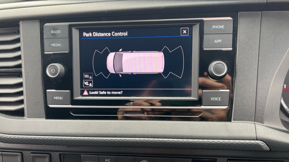 Used Volkswagen Transporter 2023 for sale - 76696496: Photo 28