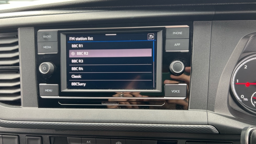 Used Volkswagen Transporter 2023 for sale - 76696496: Photo 30