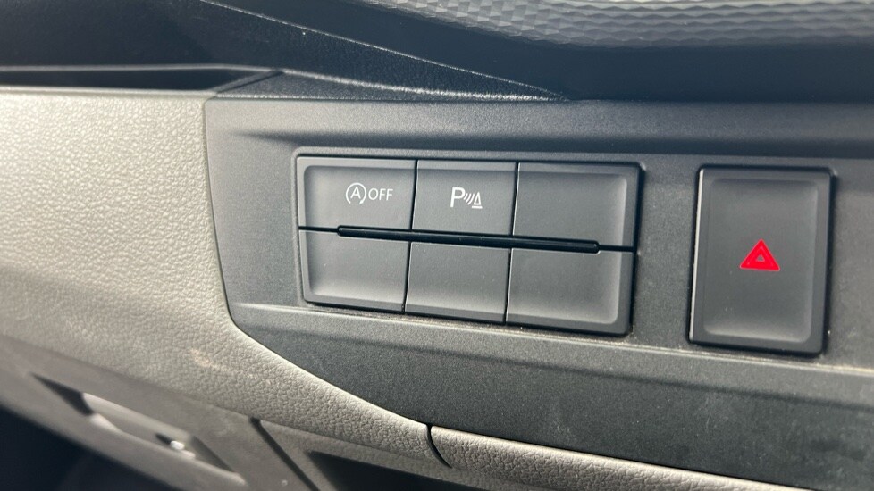 Used Volkswagen Transporter 2021 for sale - 76221767: Photo 31