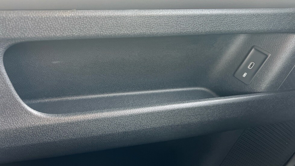 Used Volkswagen ID.Buzz 2024 for sale - 77031343: Photo 39