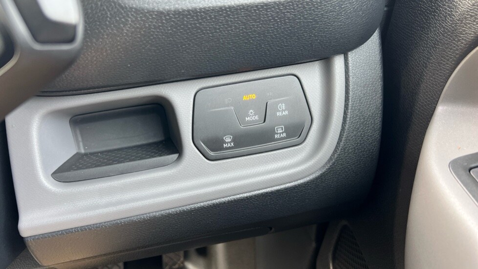 Used Volkswagen ID.Buzz 2024 for sale - 77031343: Photo 43