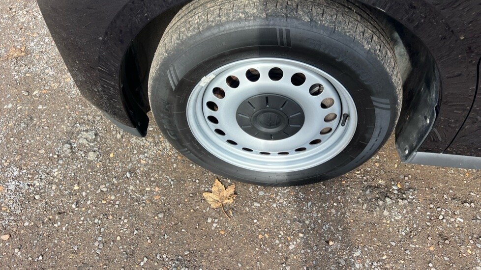 Used Volkswagen ID.Buzz 2024 for sale - 77031343: Photo 50