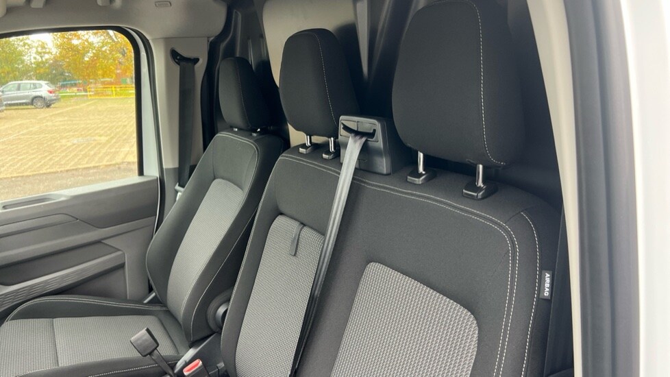 Used Volkswagen Transporter 2025 for sale - 76297521: Photo 17