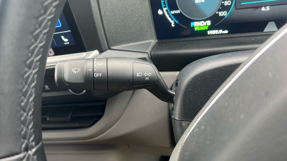 Used Volkswagen Transporter 2025 for sale - 76297521: Photo 28