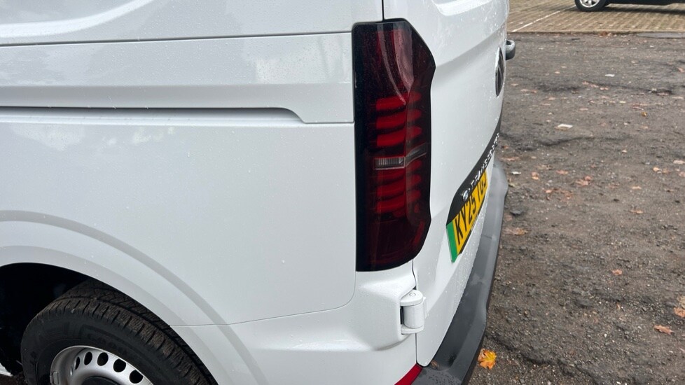 Used Volkswagen Transporter 2025 for sale - 76297521: Photo 40