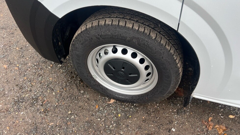 Used Volkswagen Transporter 2025 for sale - 76297521: Photo 42