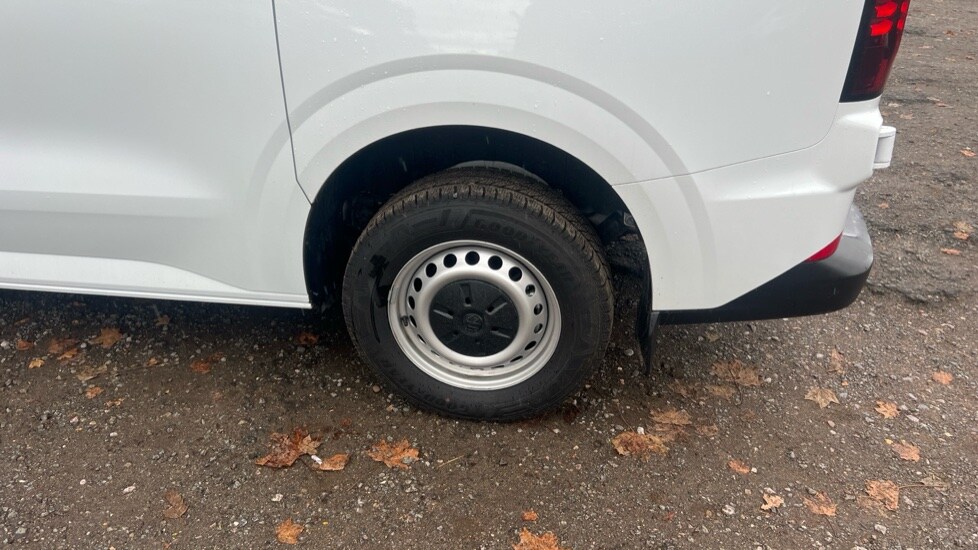 Used Volkswagen Transporter 2025 for sale - 76297521: Photo 5