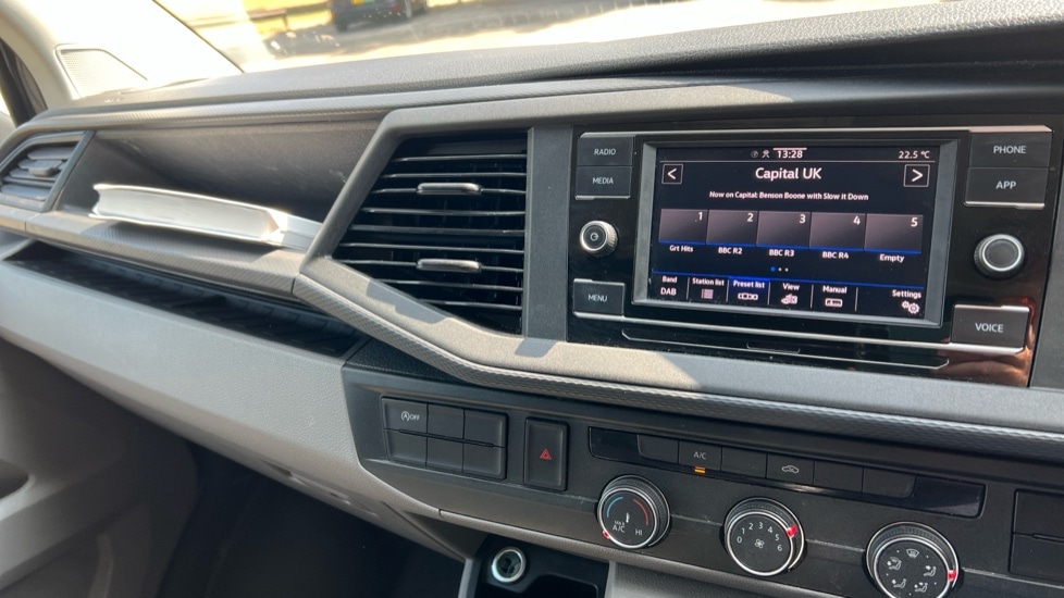 Used Volkswagen Transporter 2024 for sale - 76556961: Photo 12