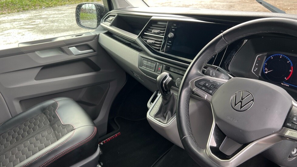 Used Volkswagen Transporter 2023 for sale - 76817779: Photo 12