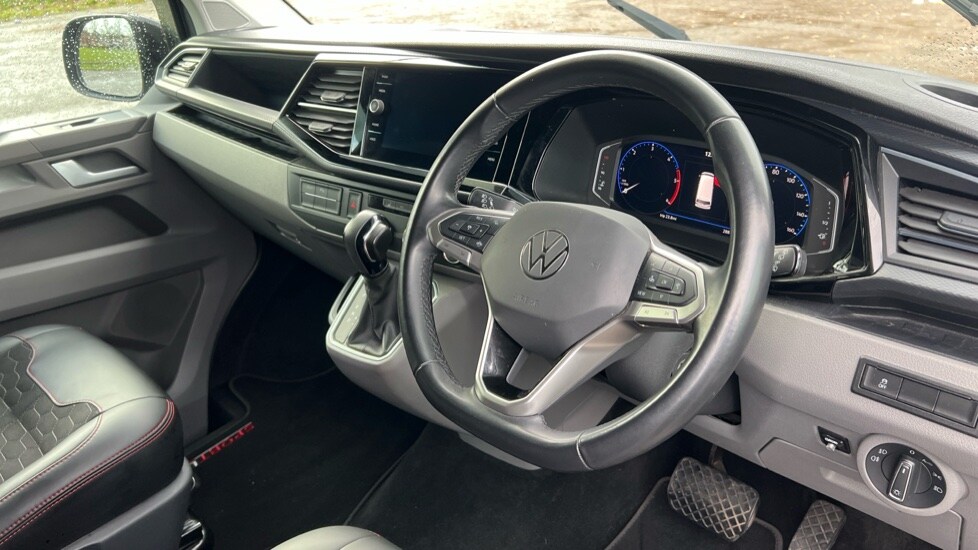 Used Volkswagen Transporter 2023 for sale - 76817779: Photo 6