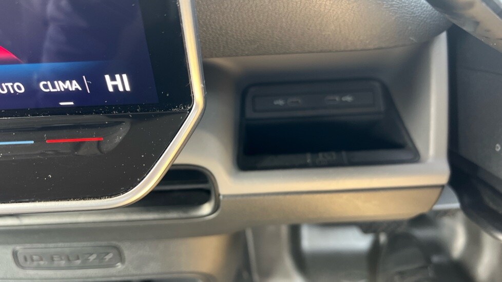 Used Volkswagen ID.Buzz 2024 for sale - 76977670: Photo 37