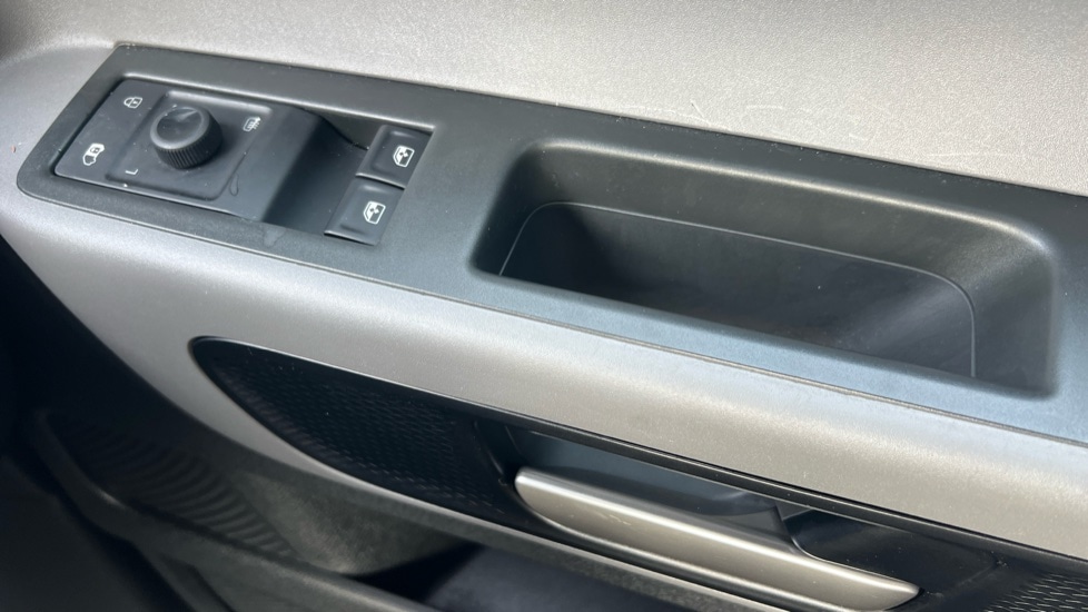 Used Volkswagen ID.Buzz 2024 for sale - 76977670: Photo 42