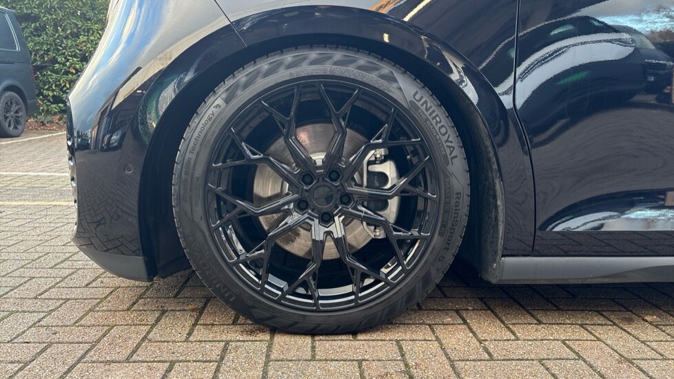 Used Volkswagen ID.Buzz 2025 for sale - 75874066: Photo 5