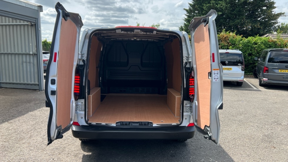 Used Volkswagen Transporter 2025 for sale - 76161234: Photo 10