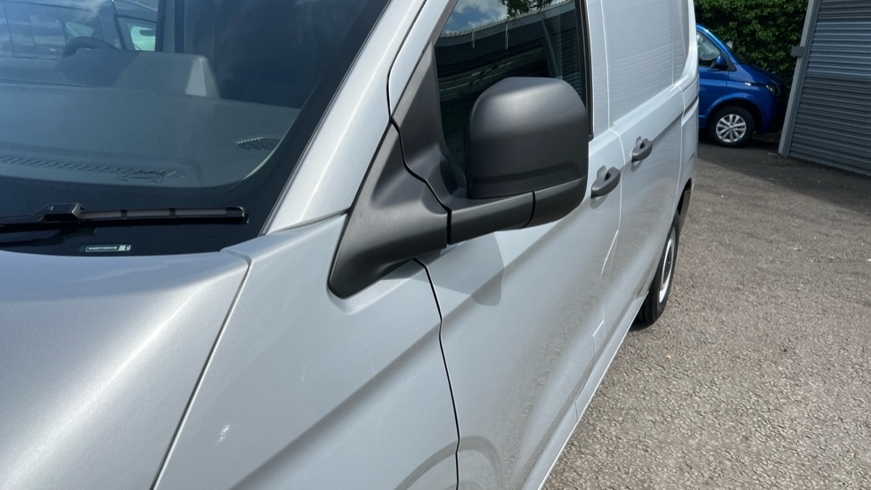 Used Volkswagen Transporter 2025 for sale - 76161234: Photo 52