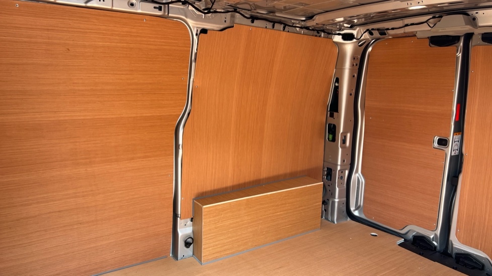 Used Volkswagen Transporter 2025 for sale - 76161234: Photo 9