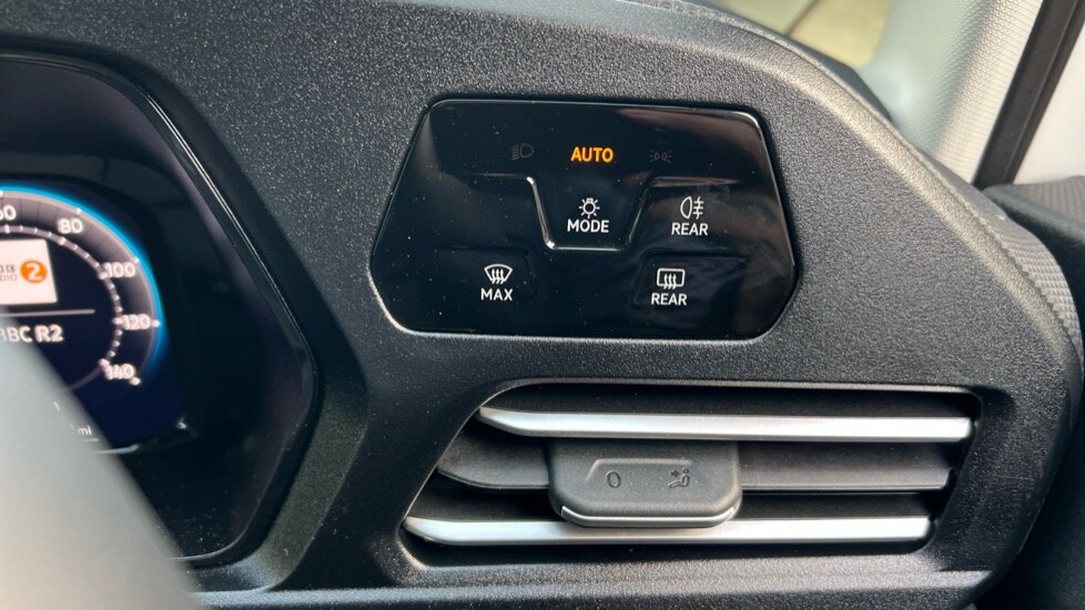 Used Volkswagen Caddy Maxi 2025 for sale - 76817776: Photo 40