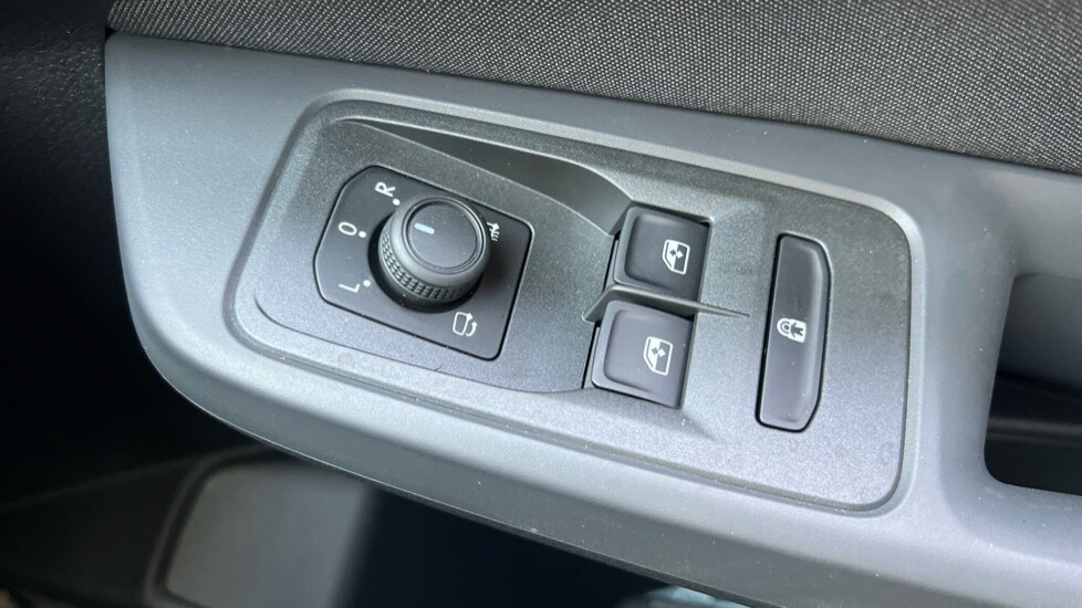 Used Volkswagen Caddy Maxi 2025 for sale - 76817776: Photo 41