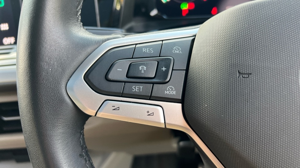 Used Volkswagen Multivan 2025 for sale - 77035816: Photo 24