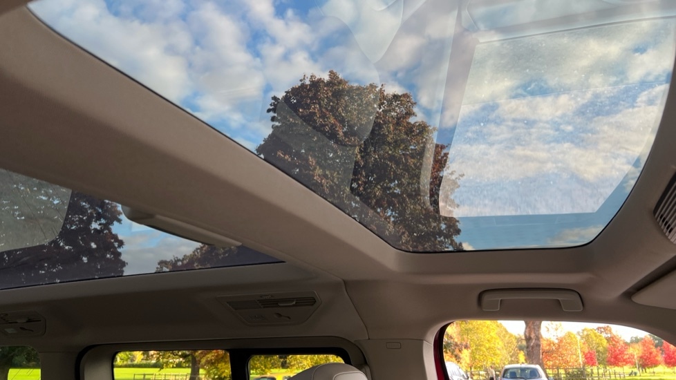 Used Volkswagen Multivan 2025 for sale - 77035816: Photo 45