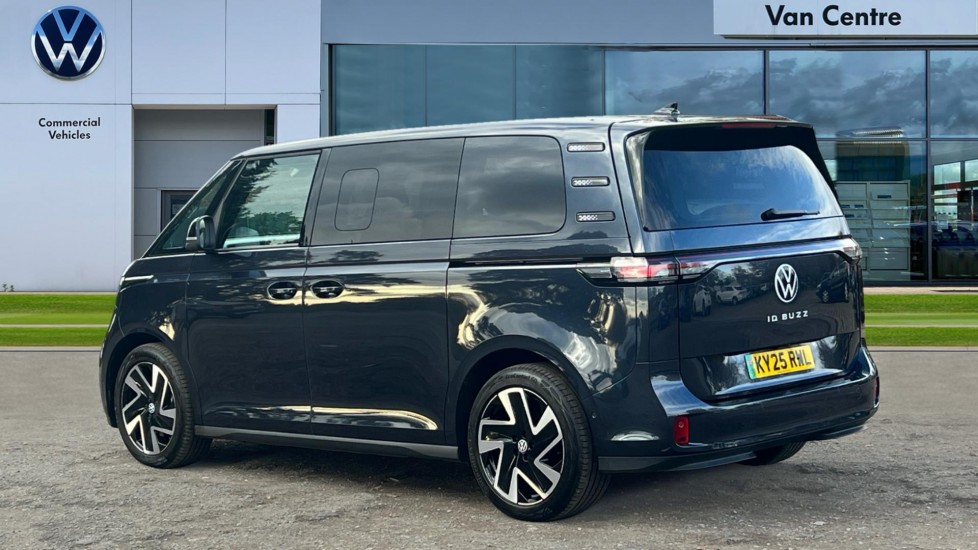 Used Volkswagen ID.Buzz 2025 for sale - 76338911: Photo 3