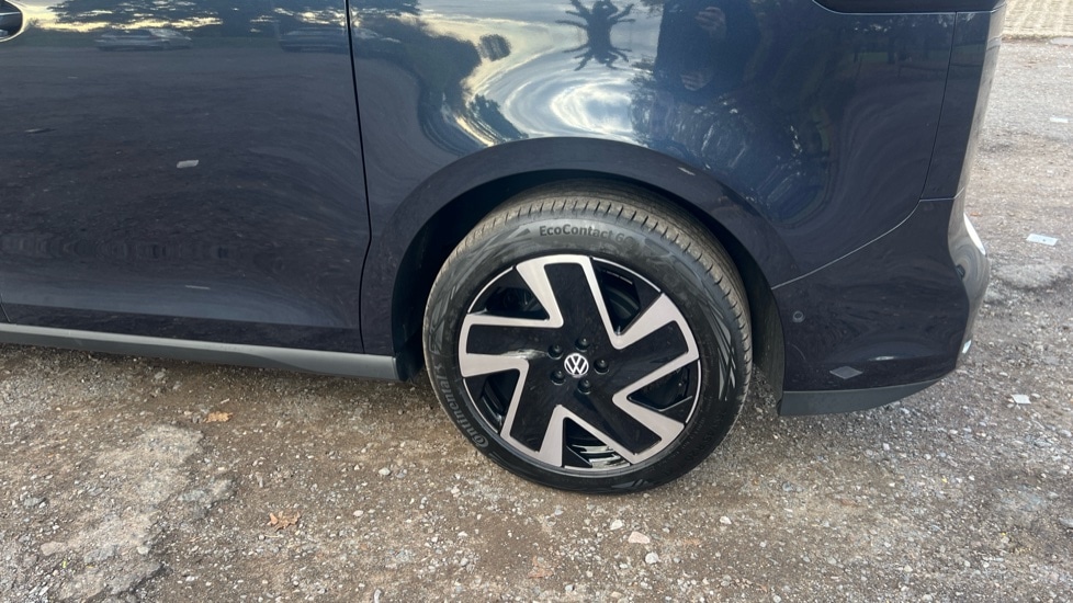 Used Volkswagen ID.Buzz 2025 for sale - 76338911: Photo 5