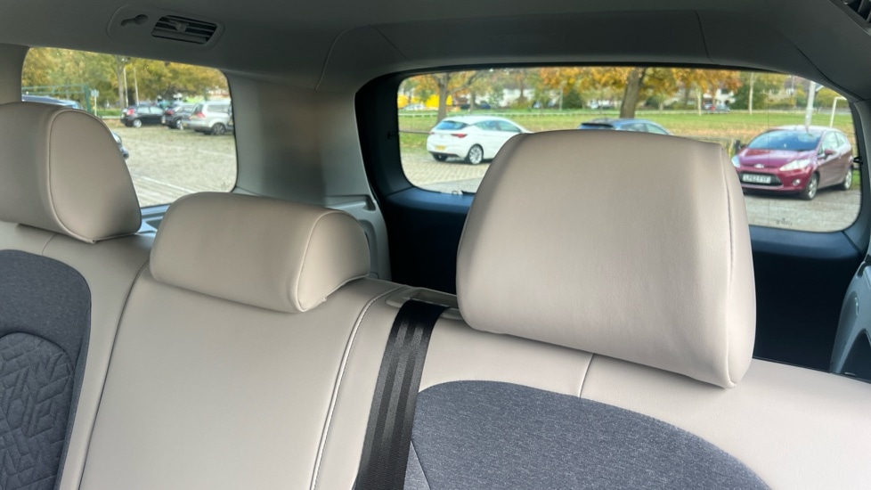 Used Volkswagen ID.Buzz 2025 for sale - 76338911: Photo 9