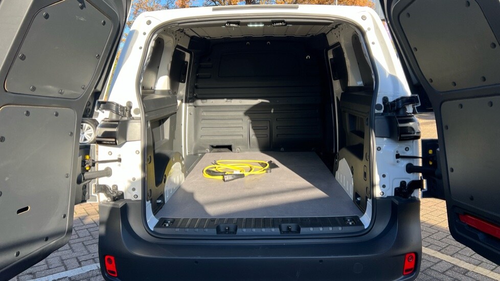 Used Volkswagen ID.Buzz 2024 for sale - 76474894: Photo 10