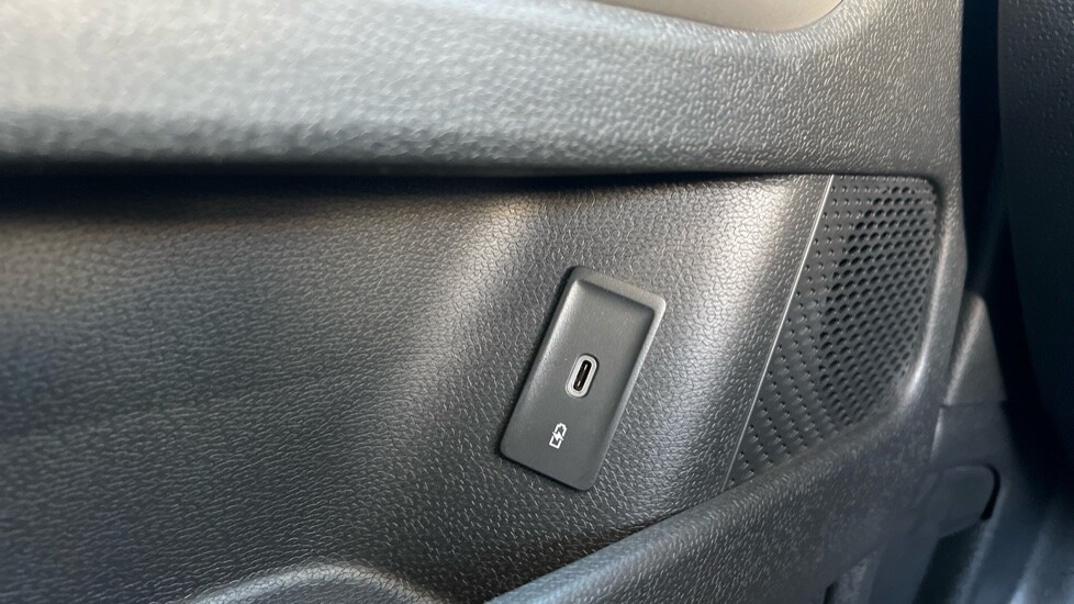 Used Volkswagen ID.Buzz 2024 for sale - 76474894: Photo 30