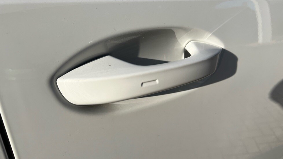 Used Volkswagen ID.Buzz 2024 for sale - 76474894: Photo 41