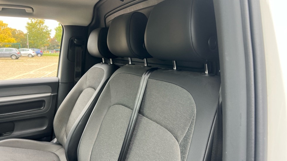 Used Volkswagen ID.Buzz 2023 for sale - 75972403: Photo 17