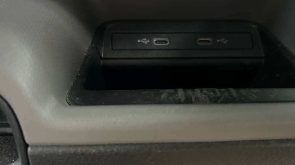 Used Volkswagen ID.Buzz 2023 for sale - 75972403: Photo 37