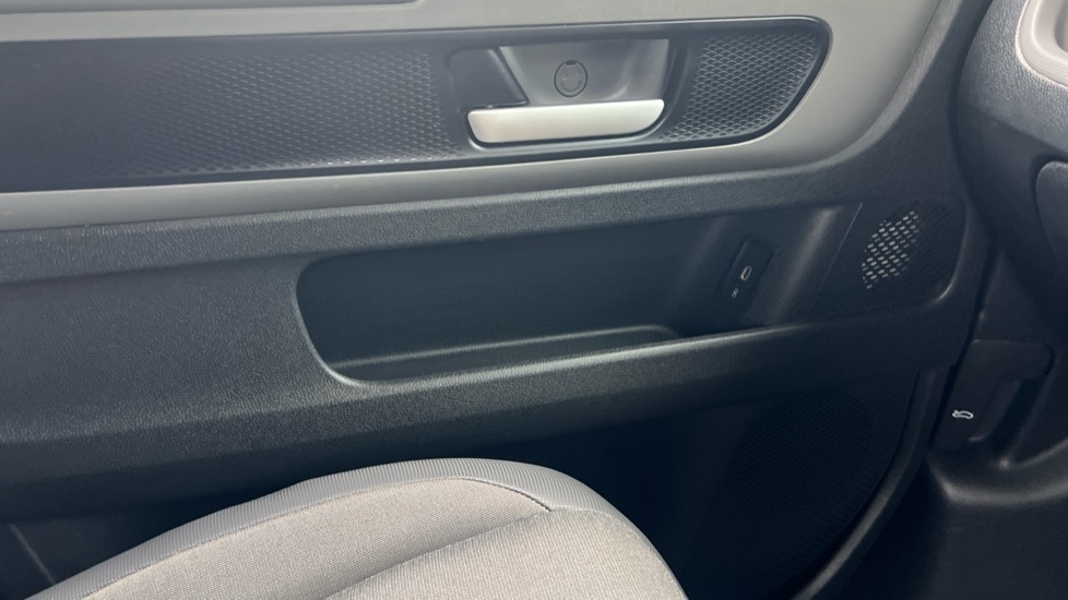 Used Volkswagen ID.Buzz 2023 for sale - 75972403: Photo 39