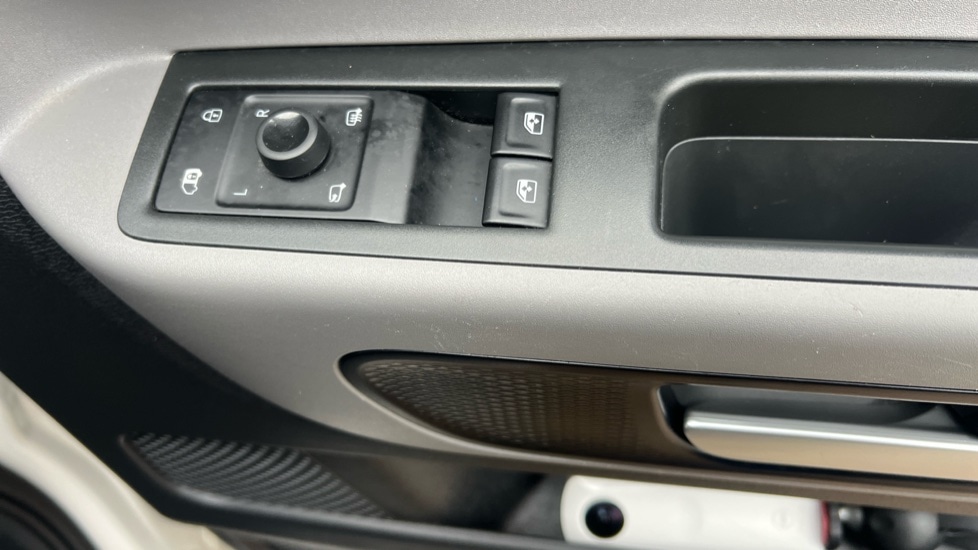 Used Volkswagen ID.Buzz 2023 for sale - 75972403: Photo 41