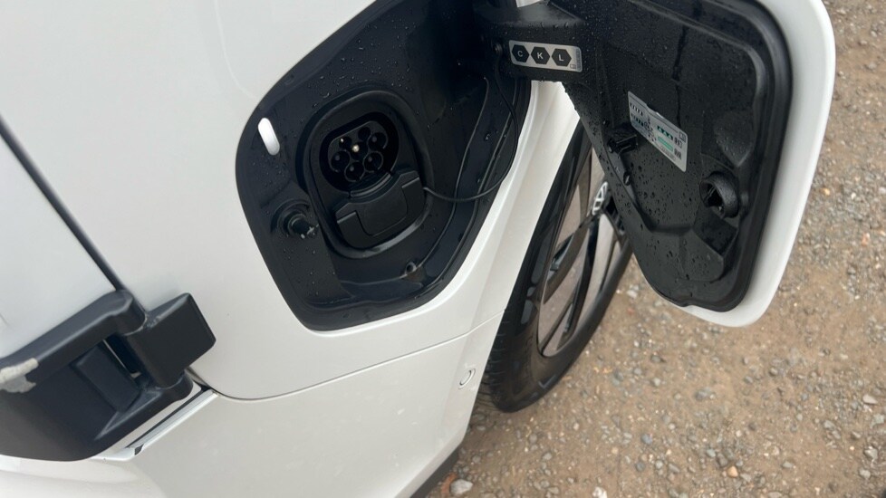 Used Volkswagen ID.Buzz 2023 for sale - 75972403: Photo 44